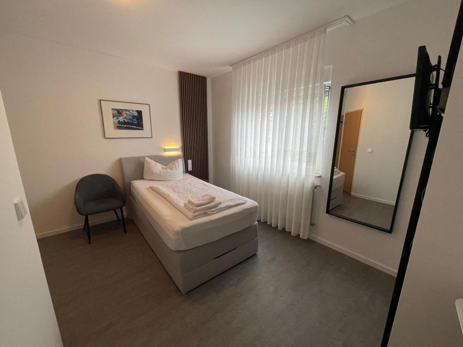 Hotel Loewen Kusterdingen Экстерьер фото